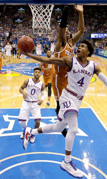 No. 2 Kansas' backcourt shines in 79-67 win over Texas (Jan 21, 2017)